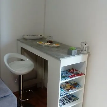 Garden Dina With Free Parking Appartement *