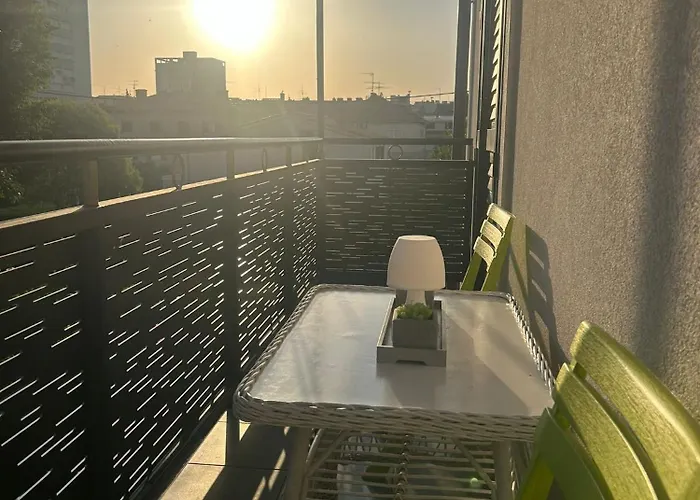 Garden Dina With Free Parking Apartament *